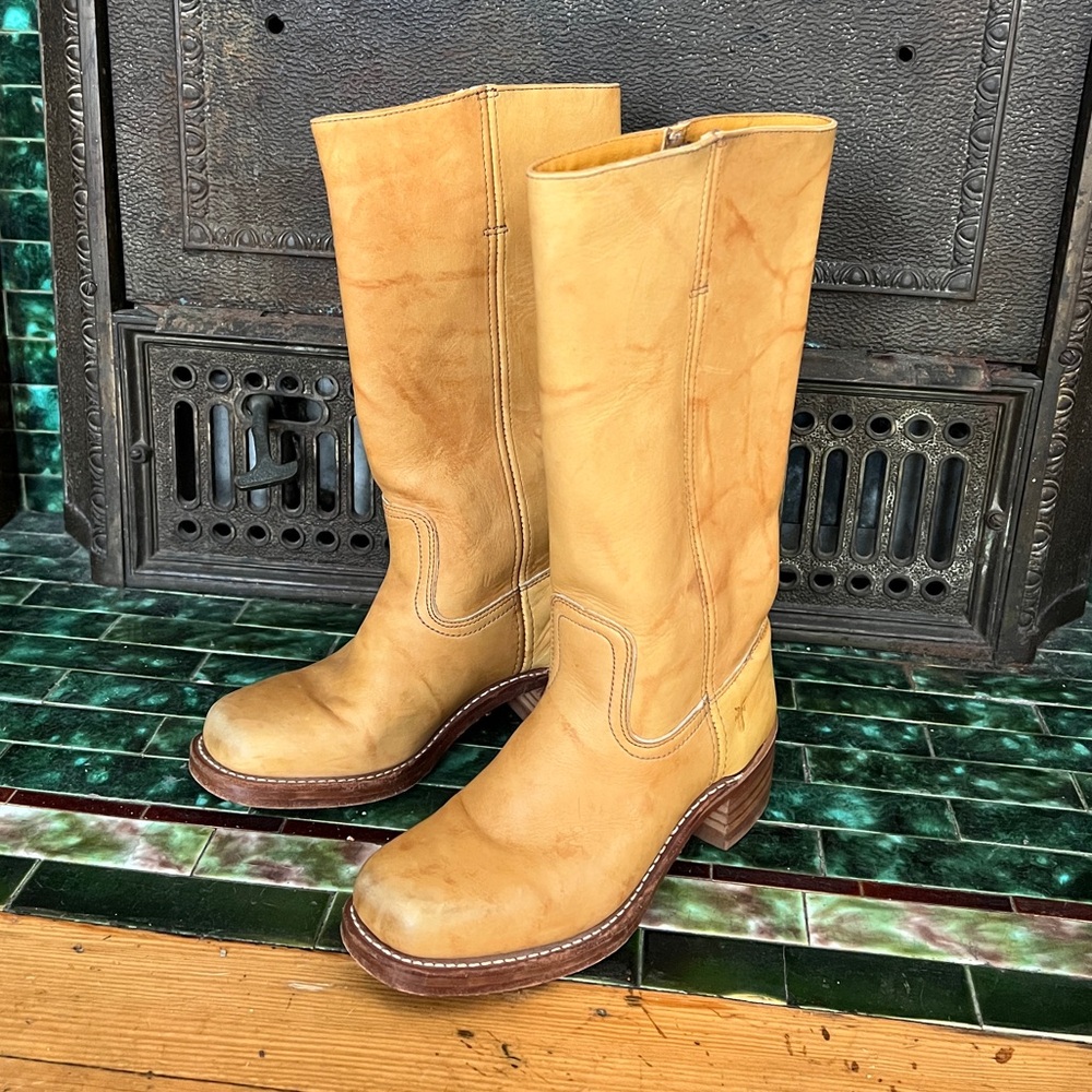 Frye 14L Banana Campus Boots